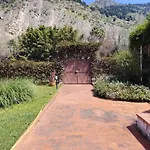 Da Nonna Cettina In Con Piscina Vakantiehuis
