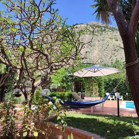 Holiday home Da Nonna Cettina In Con Piscina Palermo