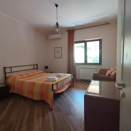 Vakantiehuis Da Nonna Cettina In Con Piscina